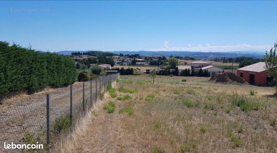 Terrain à CONQUES-SUR-ORBIEL