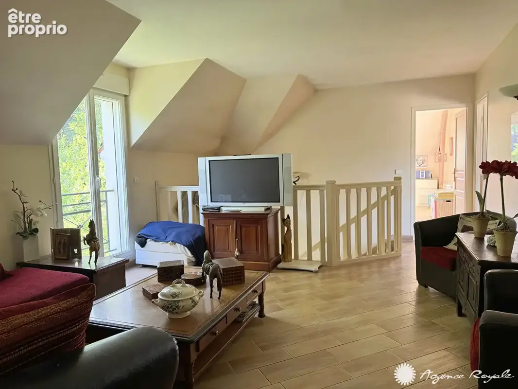 CHAMBOURCY Versant Sud, proche Golf de Joyenval et Forêt - photo 9