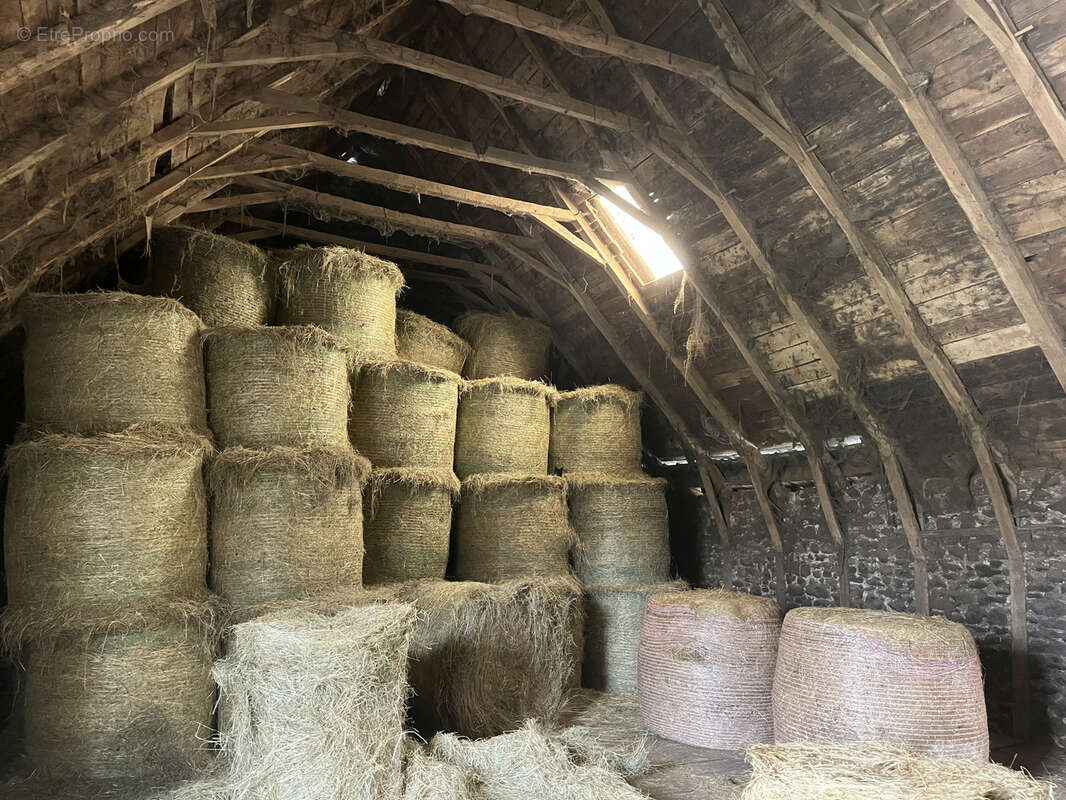 Maison à CHALVIGNAC