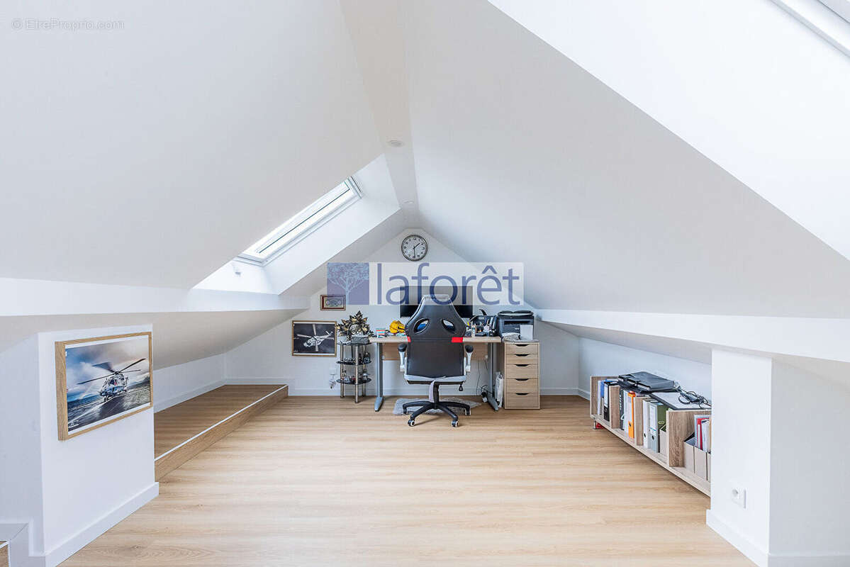 Maison à LONGJUMEAU