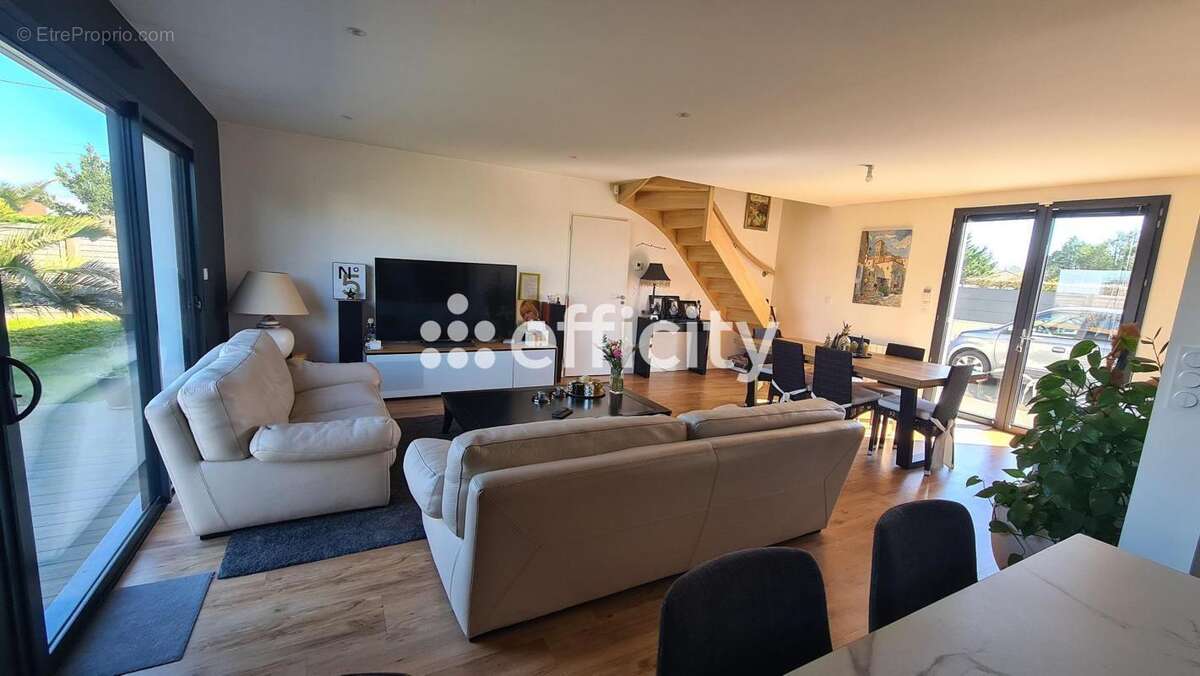 Maison 125 m² à Vertou  - photo 4