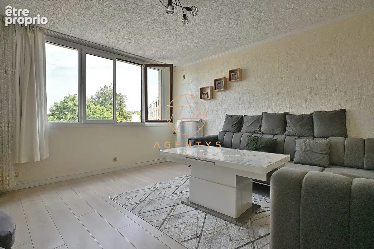 Photo Appartement à Champigny-Sur-Marne au prix de 150 000€