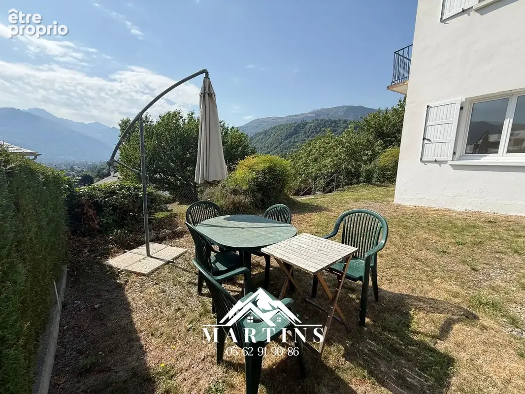 EXCLUSIVITE / ARGELES-GAZOST - Appartement rénové de type 3 avec vue dégagée et jardin privatif de 200m2. - photo 2