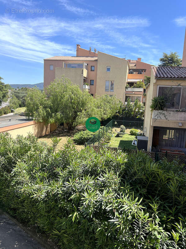 Appartement à LE PRADET