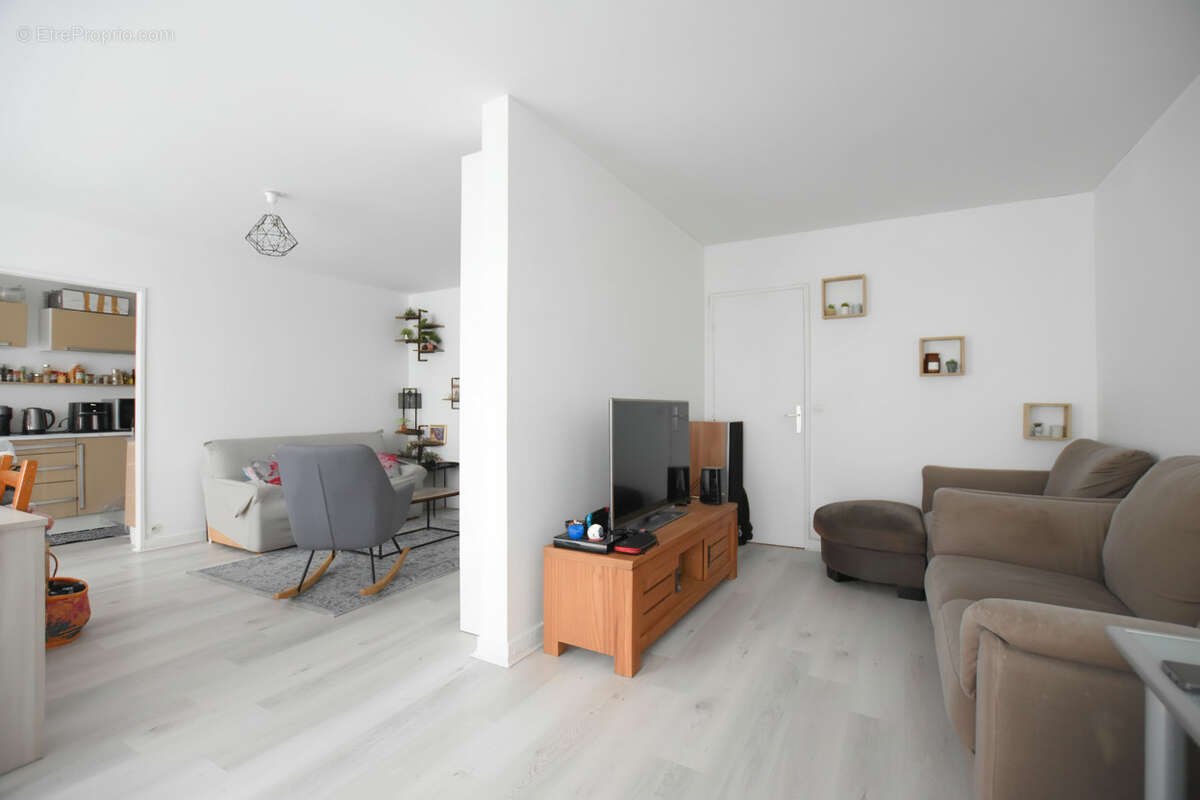 Appartement à LES ESSARTS-LE-ROI