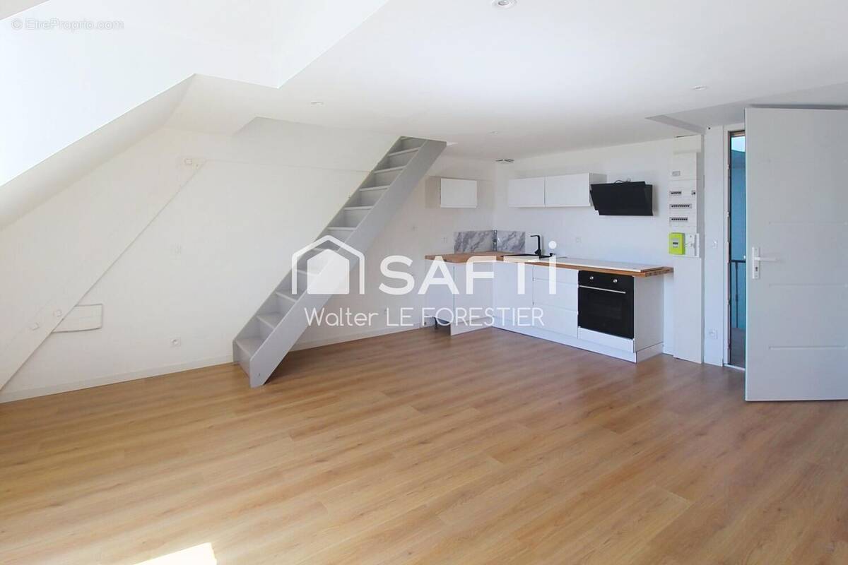 Photo 1 - Appartement à SAINT-LOUIS-DE-MONTFERRAND