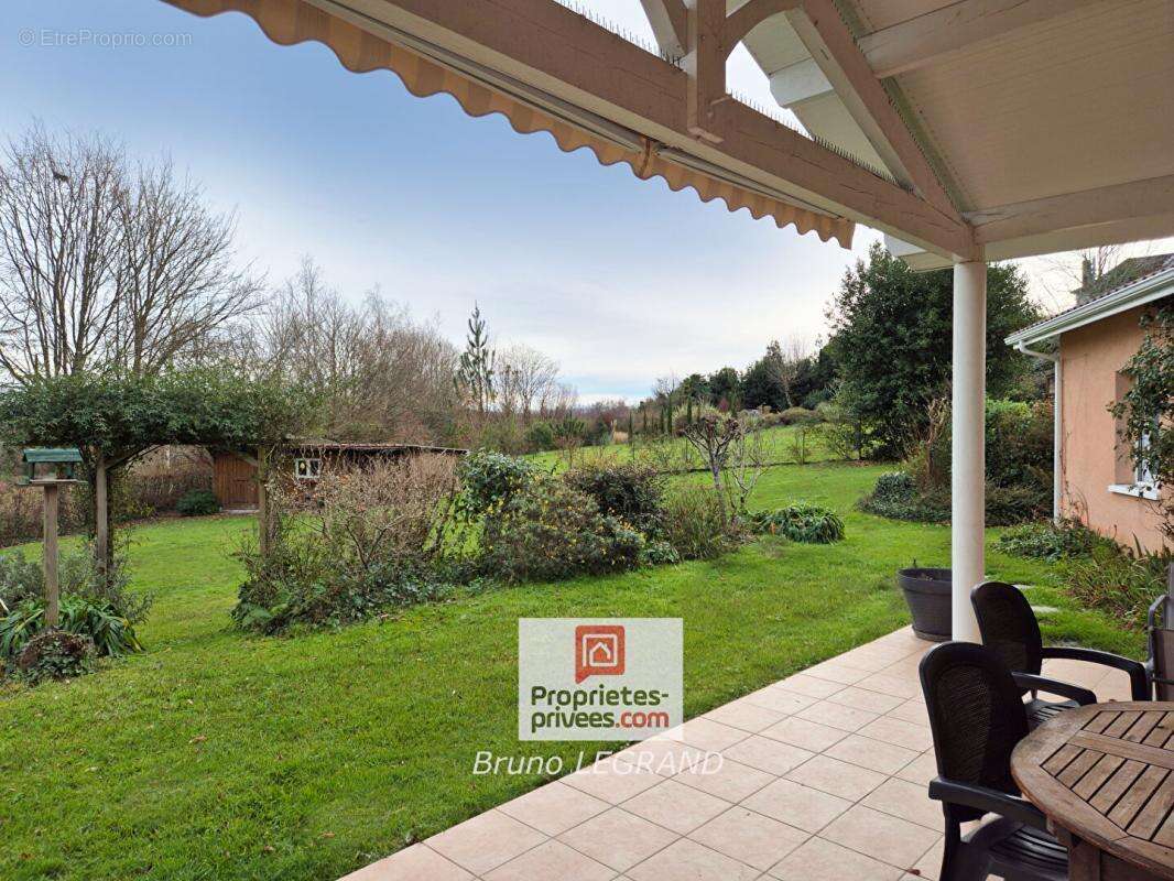 Belle propriété, bel environnement, beau voisinage - photo 2