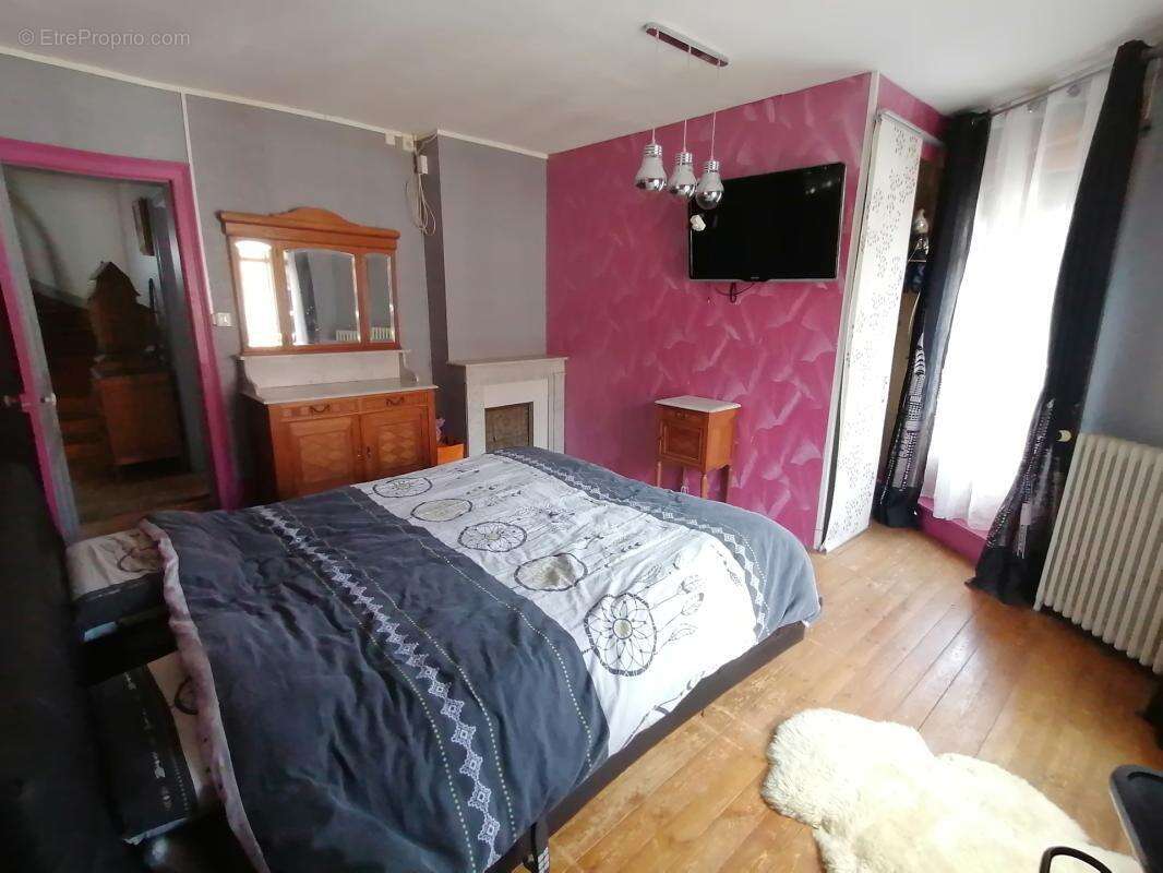 Maison à BEAUREVOIR