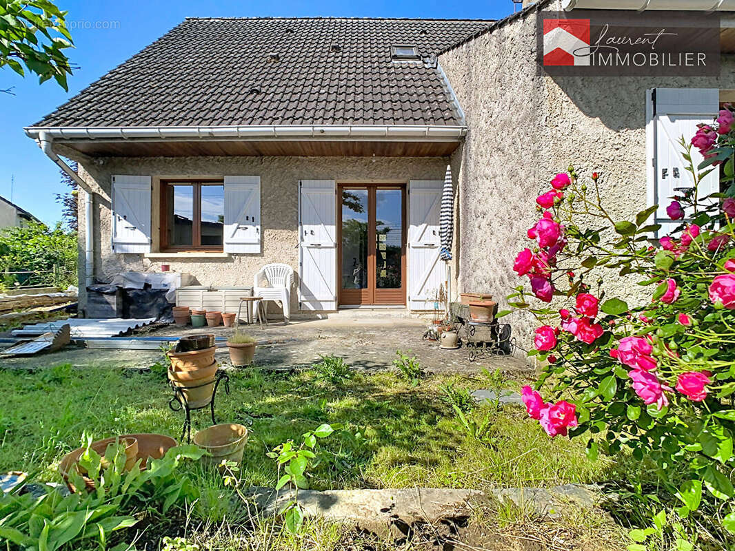 Maison à CHATENOY-LE-ROYAL