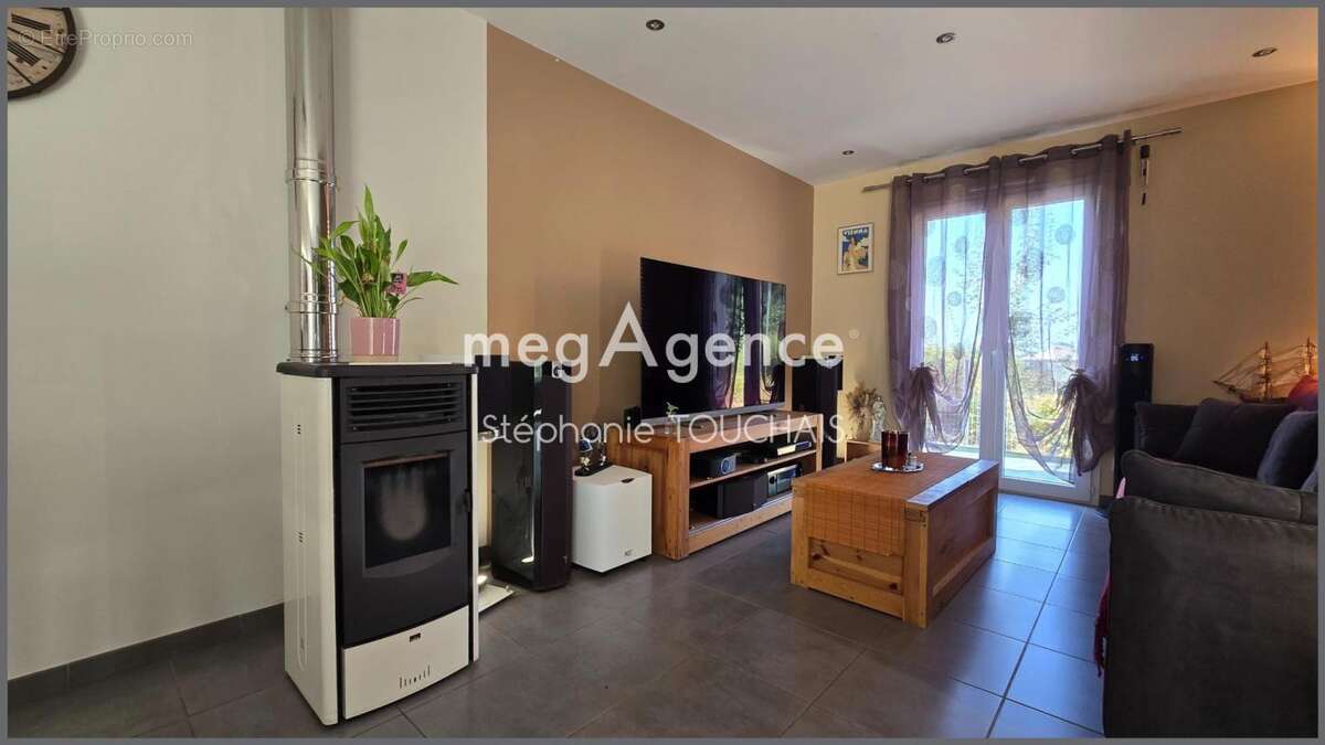 Maison 91m², 5 pièces sur 1185 m² de terrain clos - photo 2