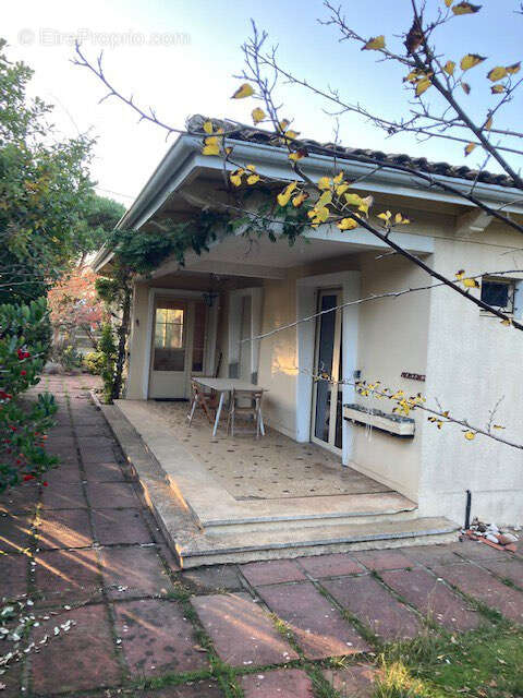 Maison à VENDAYS-MONTALIVET