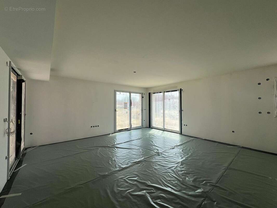 Villa T5 avec beau jardin - Tournefeuille - photo 3