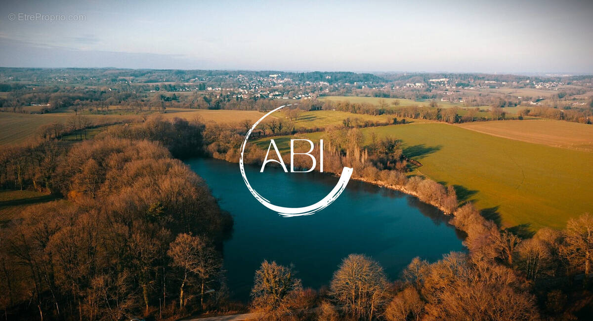 Terrain à TESSE-FROULAY