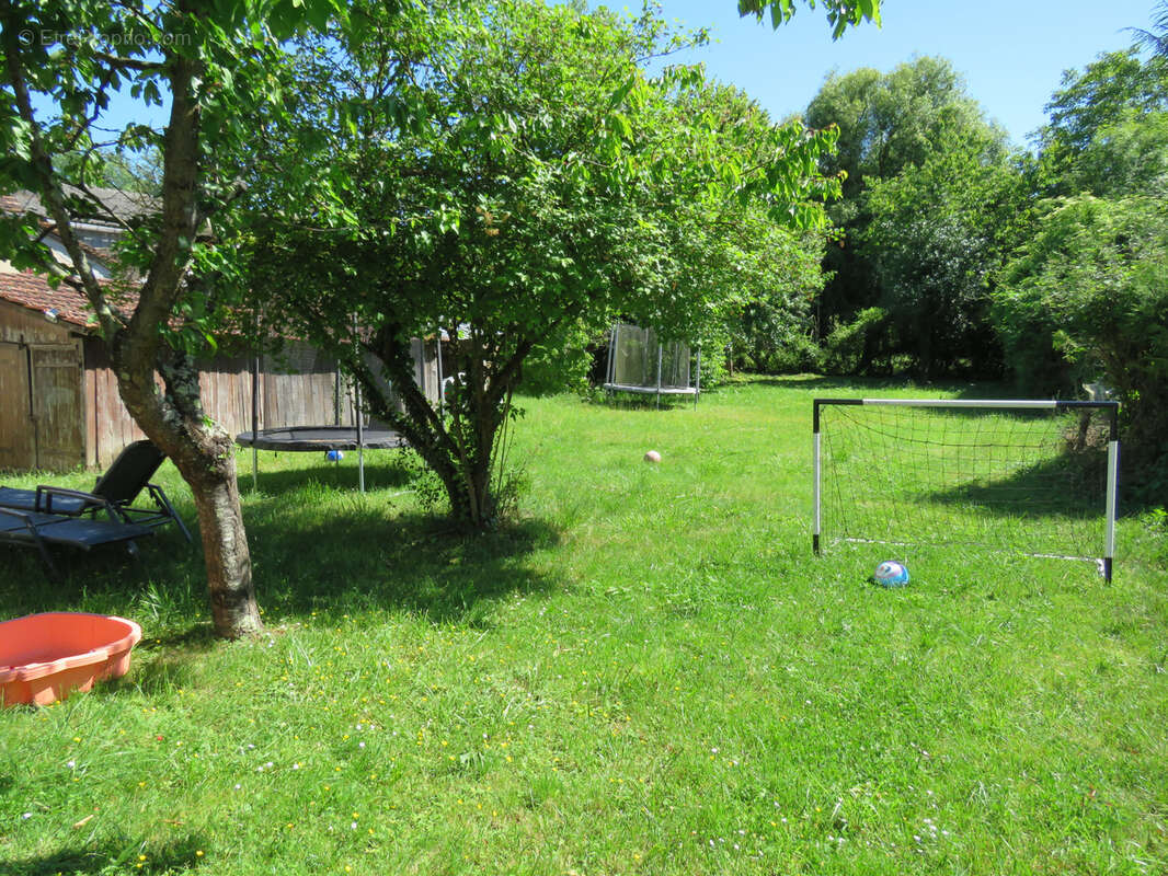 Maison à SAINT-GERMAIN-DES-PRES