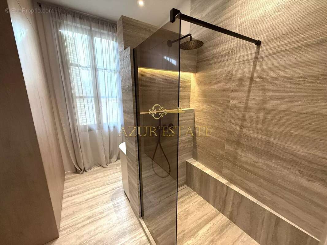 Appartement à BEAUSOLEIL