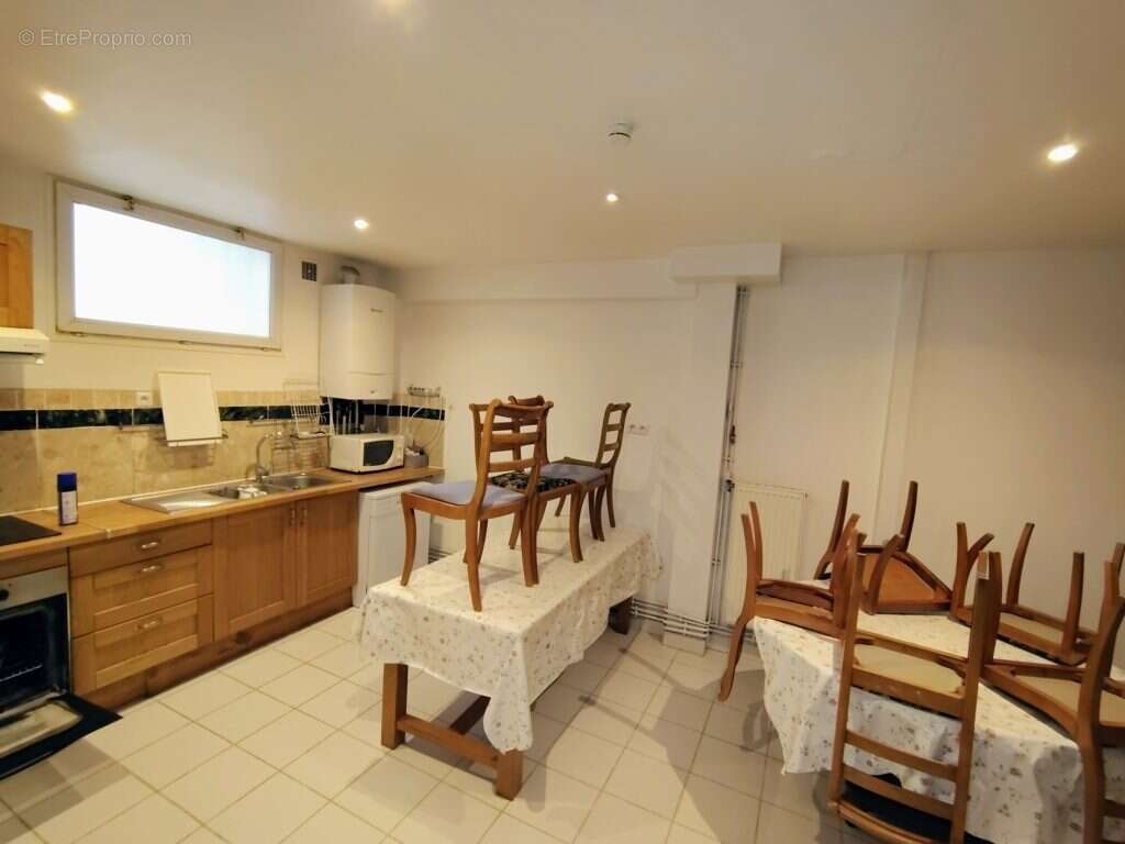 Appartement à AUBERVILLIERS