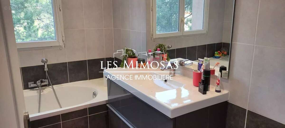 Maison à FREJUS