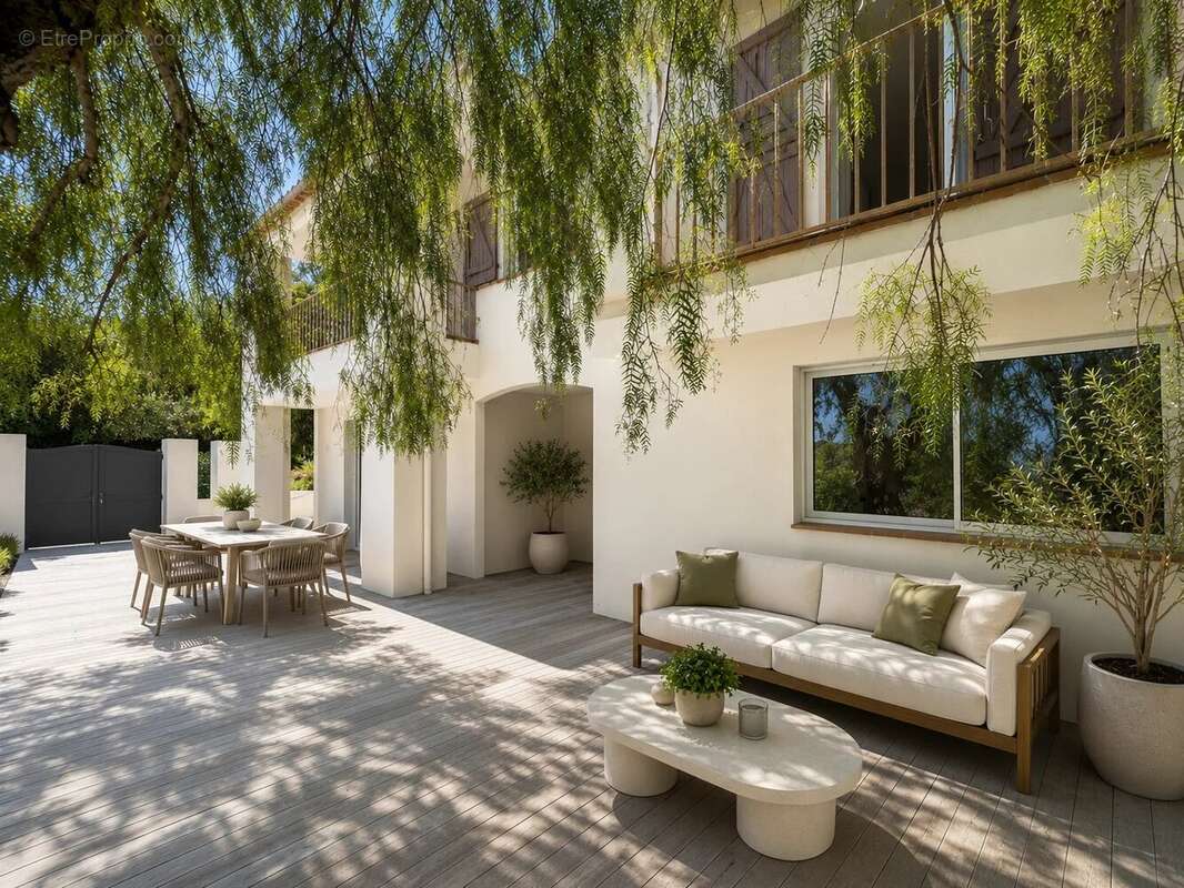 Maison à ROQUEBRUNE-CAP-MARTIN