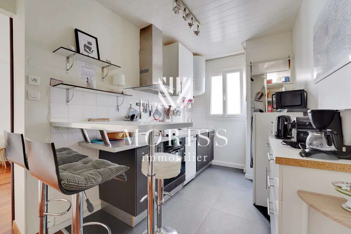 Appartement à PARIS-10E