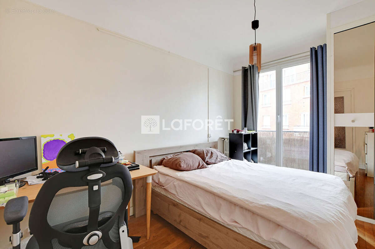 Appartement à PARIS-15E