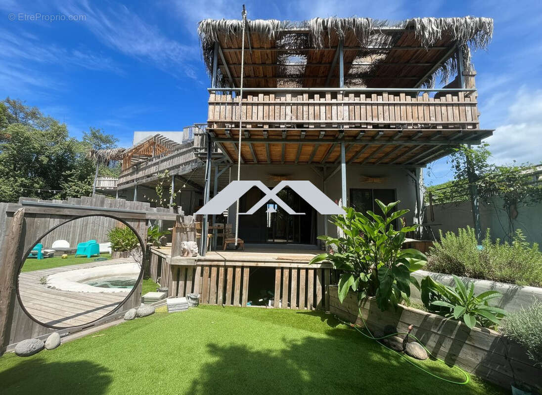 Appartement à L'ETANG-SALE