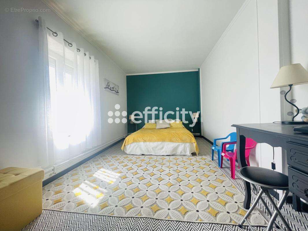 Maison 157 m² à Saint-Germain-De-La-Coudre  - photo 11