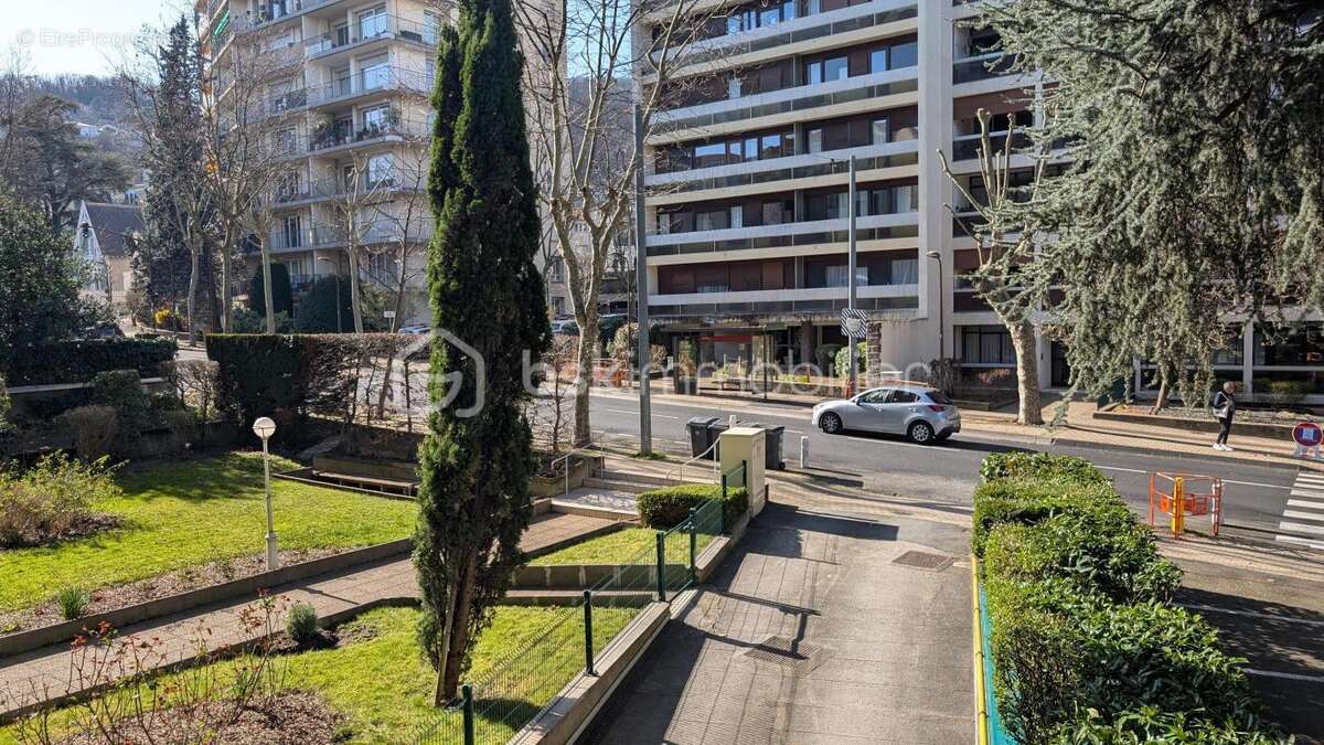 Appartement T3 - Avenue de Royat - photo 10