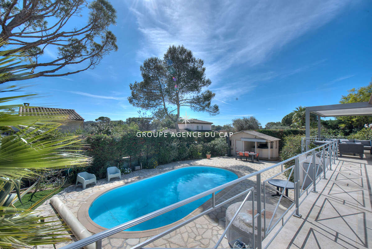 Valescure les golfs villa de plain pied 4 chambres piscine - photo 2