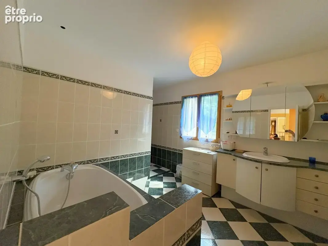 Maison 7 pièces 168 m² à vendre à Brehal (50290) - photo 6