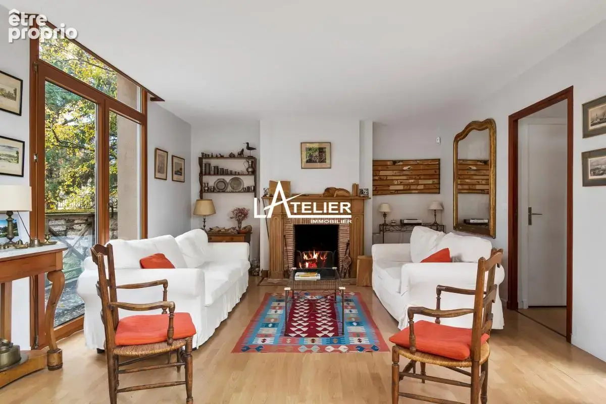 Maison 207 m² à Saint-Germain-En-Laye  - photo 3