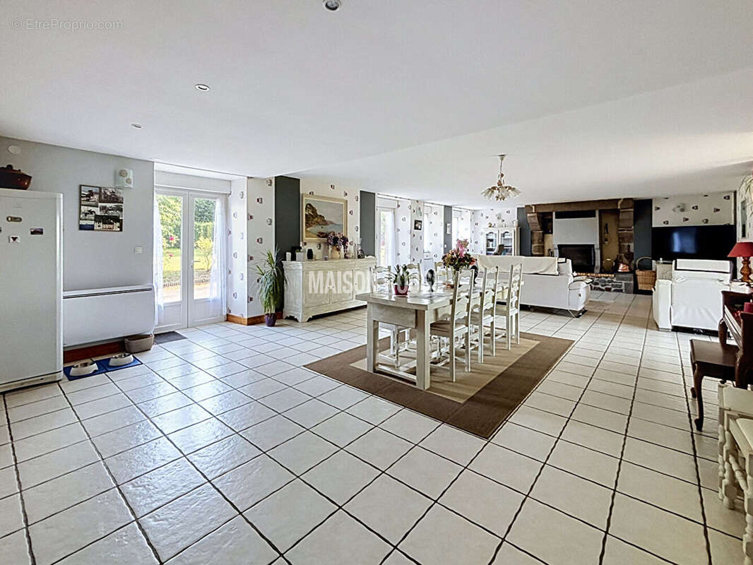 Longère rénovée 313 m²  6 chambres  4 suites parentales-calme-campagne-idéal gites - photo 7