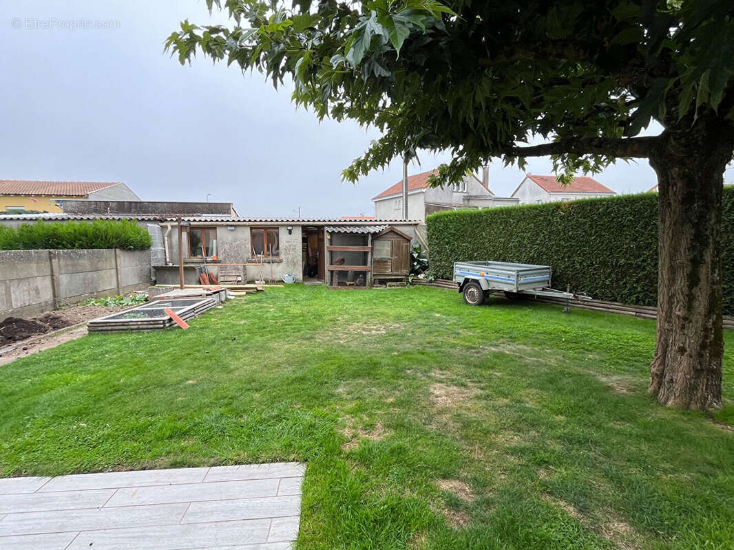 Maison à LE MAY-SUR-EVRE