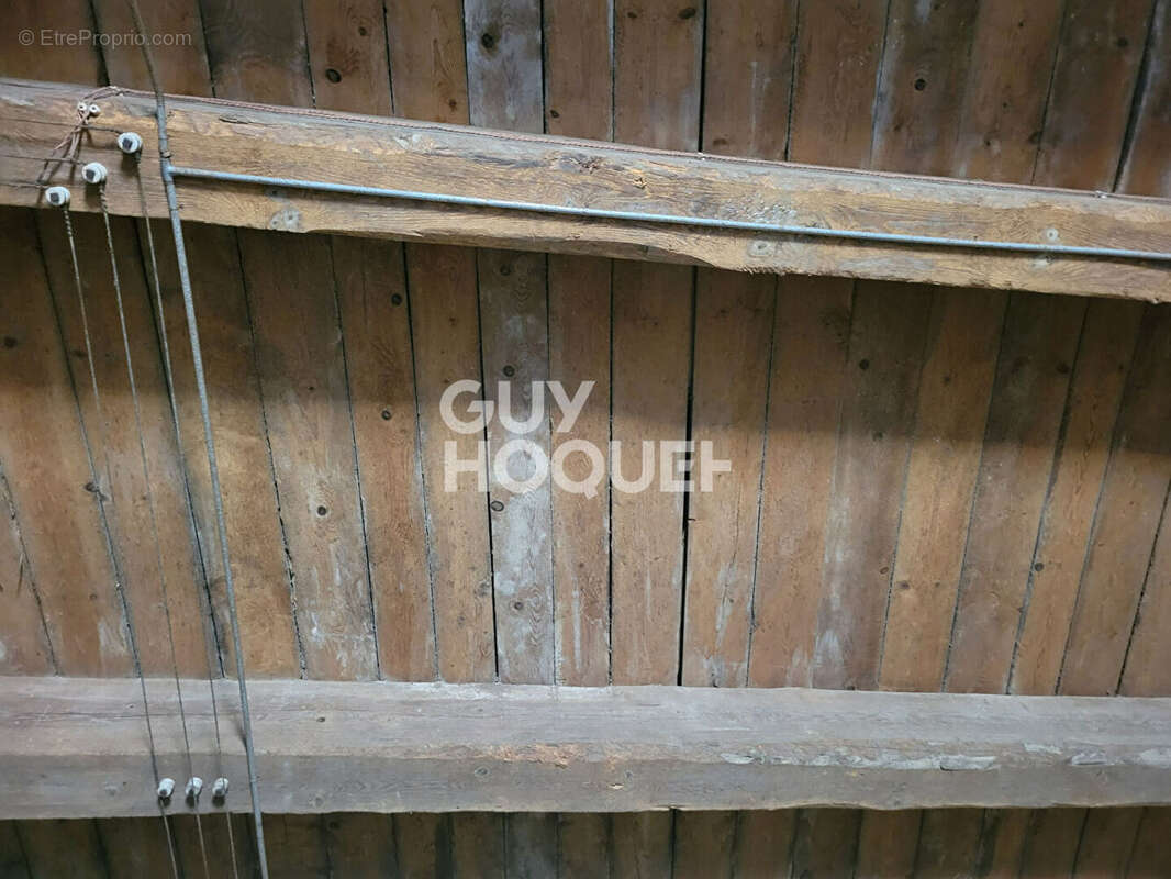 Autre à MONTREDON-DES-CORBIERES