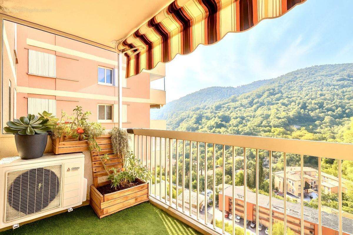 Appartement à MENTON