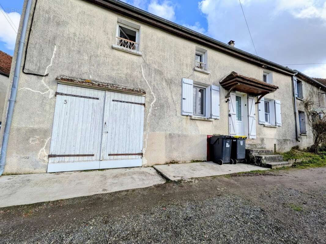 Maison à LA FERTE-GAUCHER