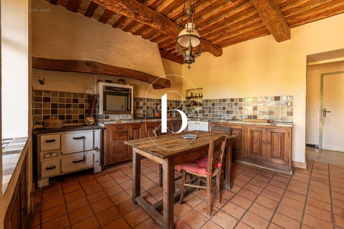 Maison à GOUDARGUES