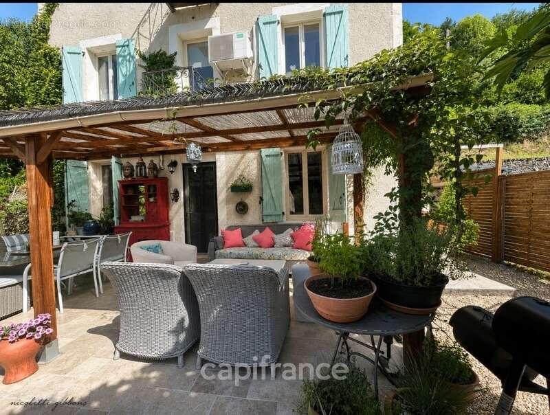 Maison à BIARS-SUR-CERE
