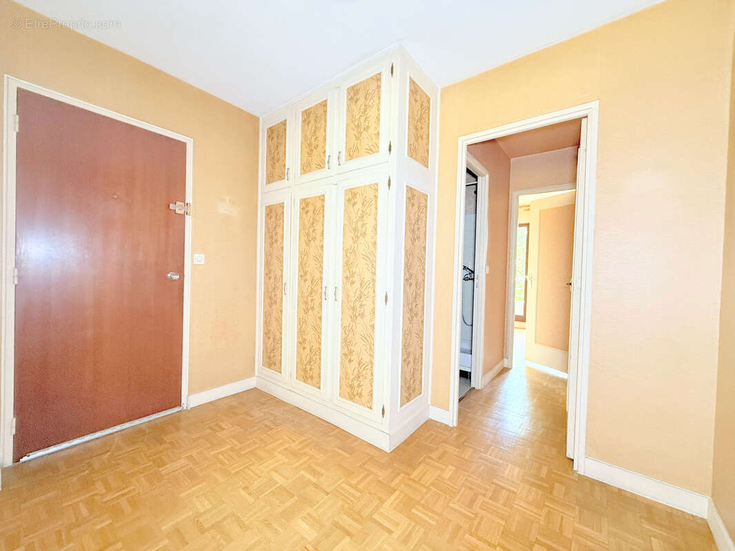 Appartement à RUEIL-MALMAISON