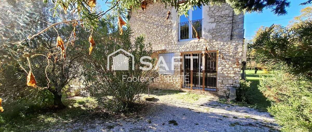Photo 2 - Maison à PERNES-LES-FONTAINES