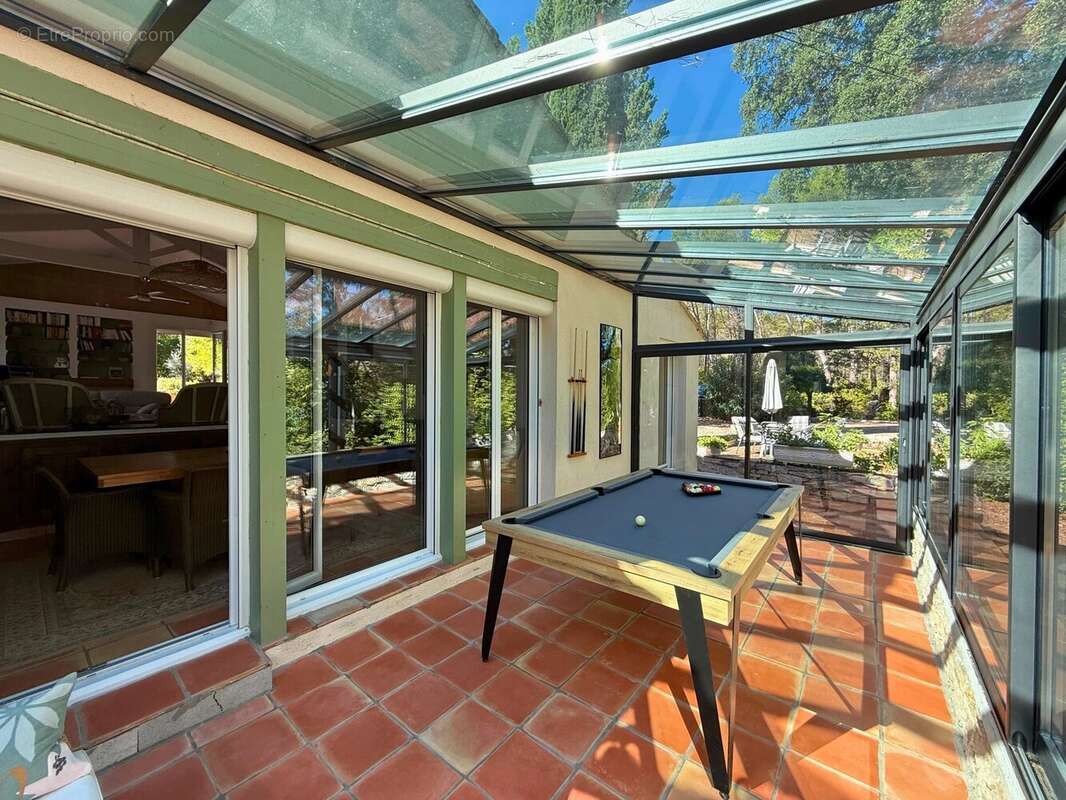 Maison à LE THOLONET