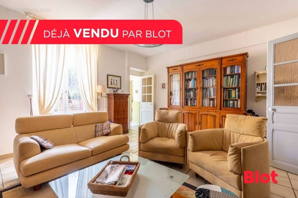 Maison à MONTFORT-SUR-MEU