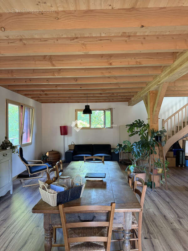 Maison 117 m² à Poitiers  - photo 2