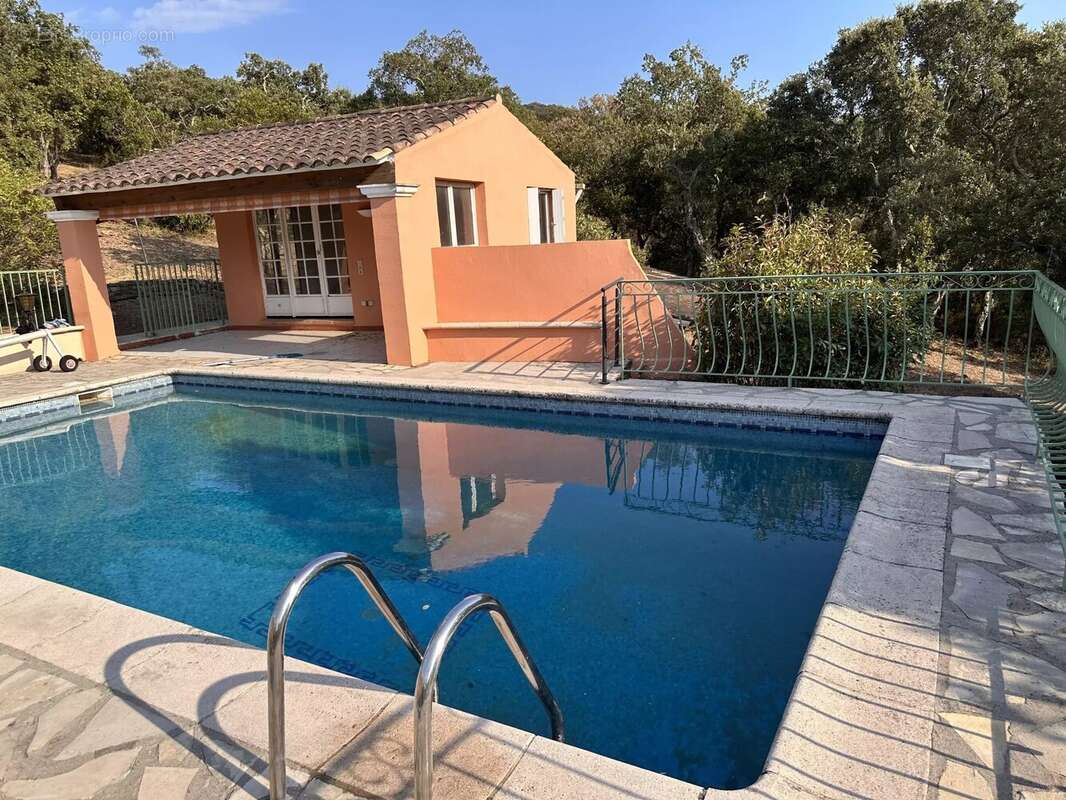 Maison à COGOLIN
