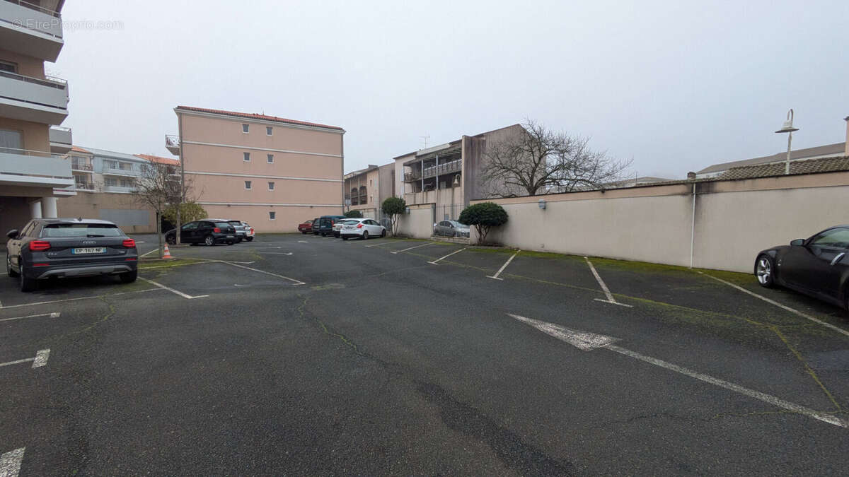 Parking à ROCHEFORT