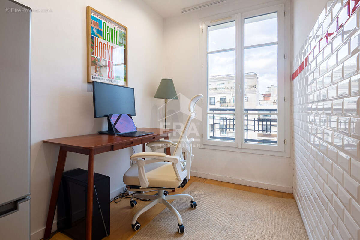 Appartement à LEVALLOIS-PERRET