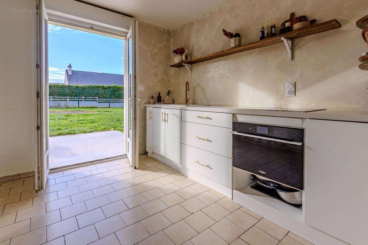 Maison de plain pied 89 m² - 3 Chambres et Garage - Saint-Lambert-la-Potherie - photo 2