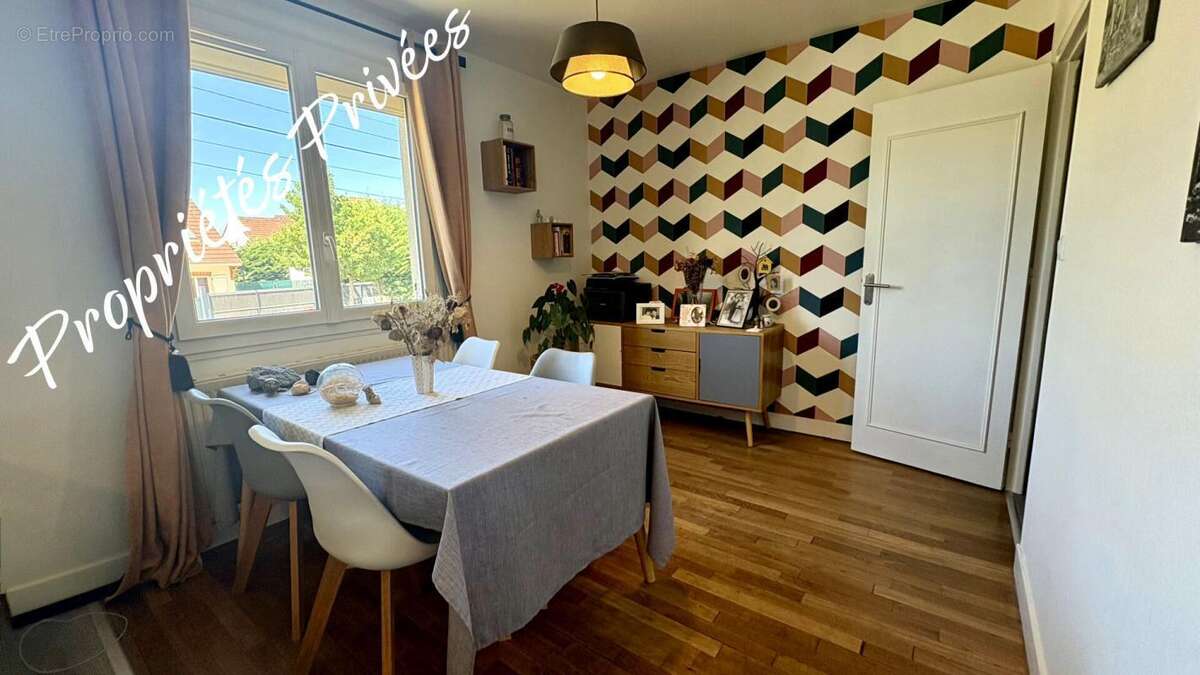 Maison à SAINT-GERVAIS-LA-FORET