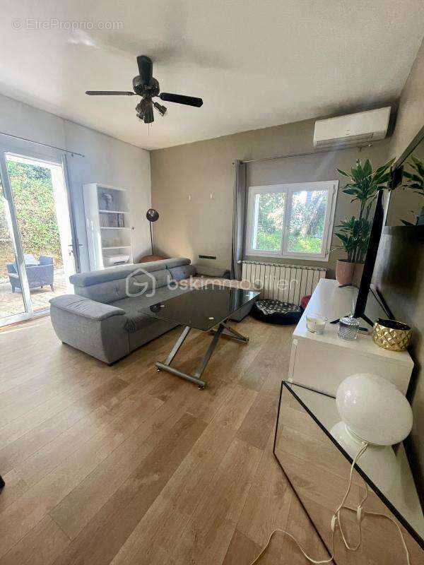 Maison à SIX-FOURS-LES-PLAGES