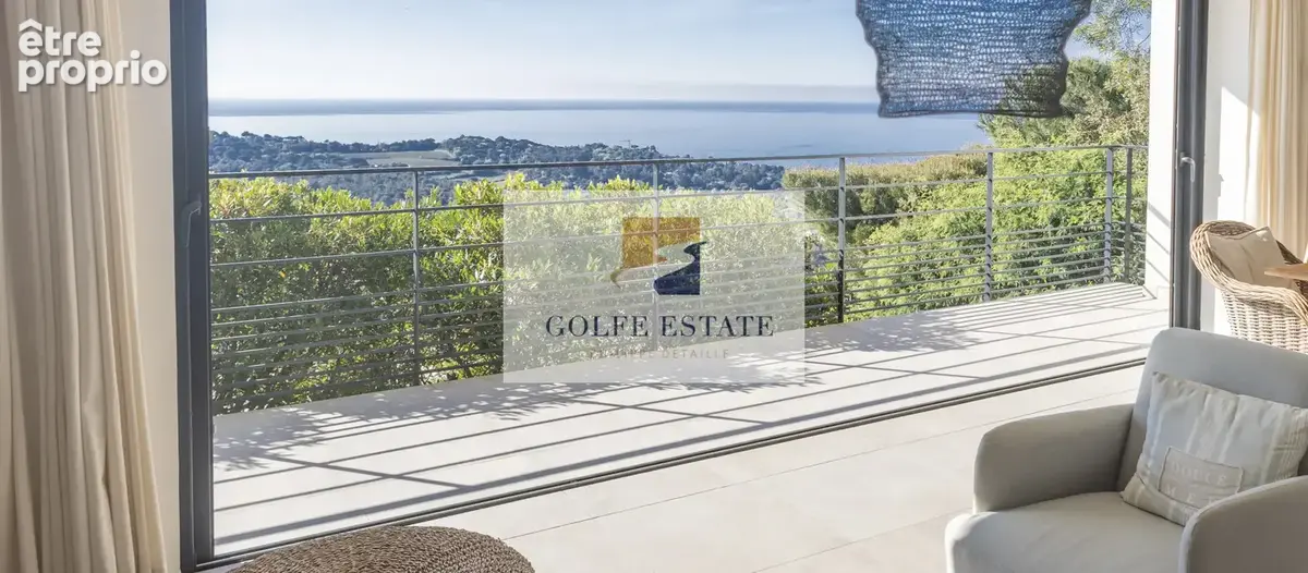 Photo Maison à La Croix-Valmer au prix de 2 195 000€