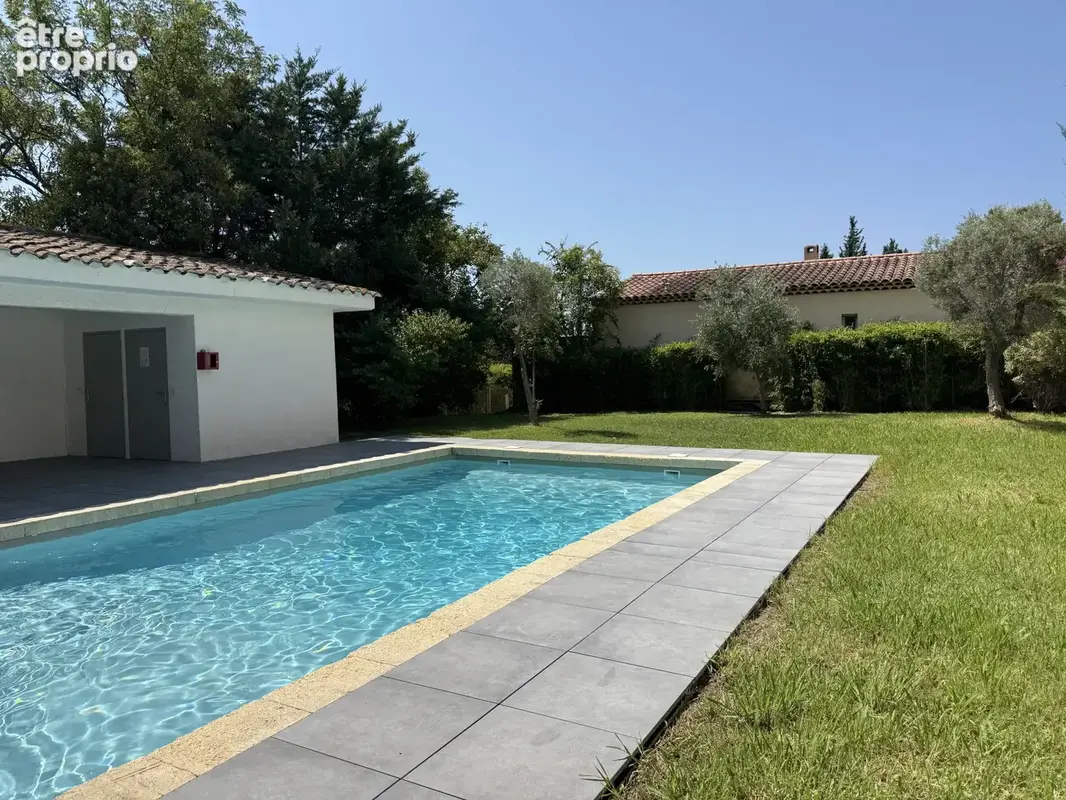 Les Caillols   T3 63 m2   Jardin 100 m2   Garage   Piscine   Résidence récente - photo 3